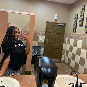 Meet your Posher, Destiny